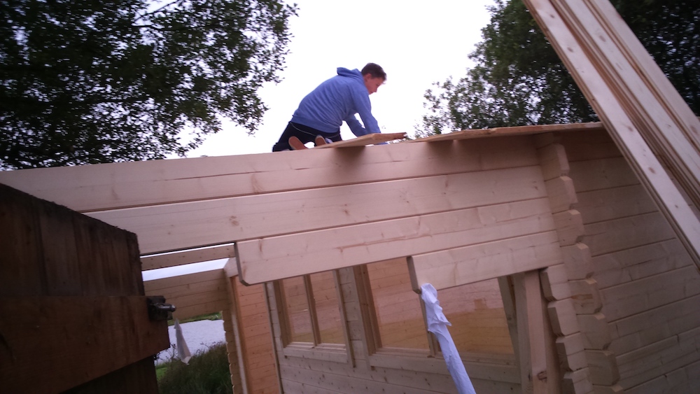 The Installation Of The Gijs Log Cabin Roof Boards